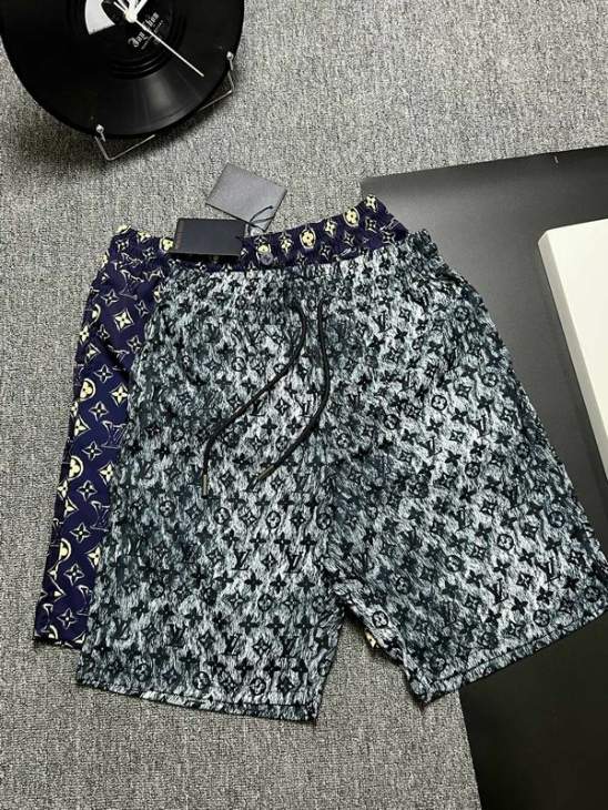 Picture of LV Short Pants _SKULVS-XLhgntx0118541